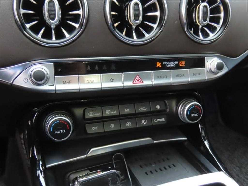 KIA Stinger - Vista 7