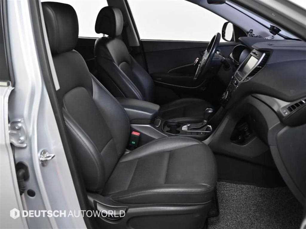 HYUNDAI Santa Fe - Vista 9