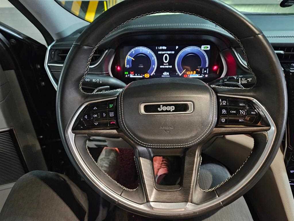 Jeep Cherokee - Vista 11