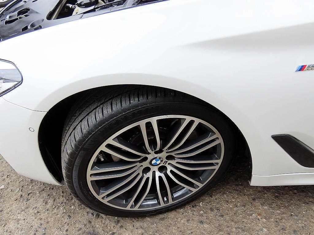 BMW 5 Series 2018 Blanco - Importación desde Corea - HF Imports Iquique - Foto 20