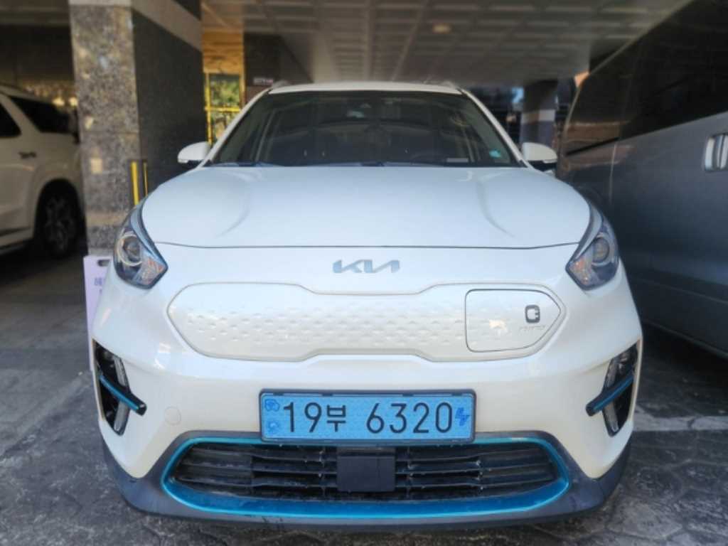 KIA Niro 2022 Blanco - Importación desde Corea - HF Imports Iquique - Foto 1