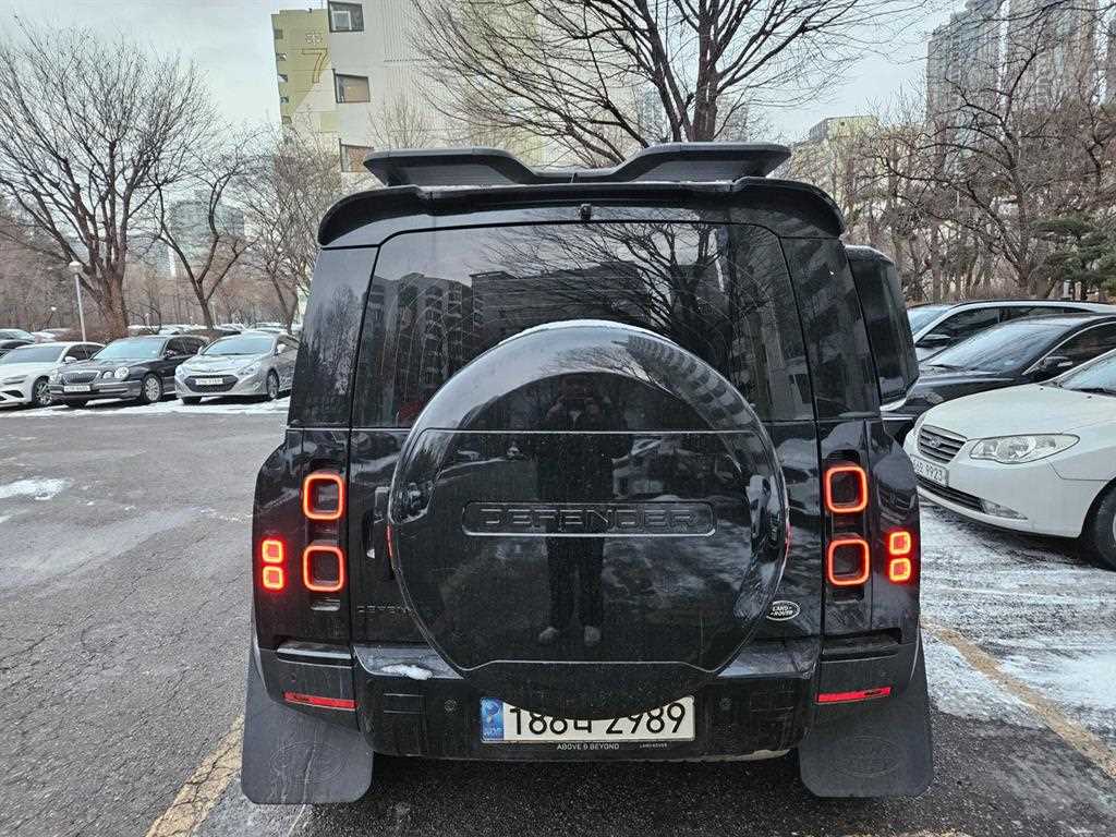 Land Rover Defender - Vista 4