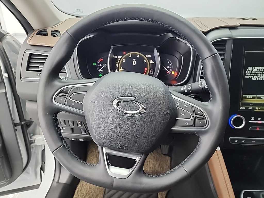 SAMSUNG QM6 - Vista 9