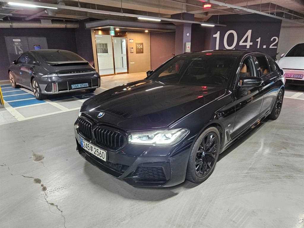 BMW 5 Series - Vista 3