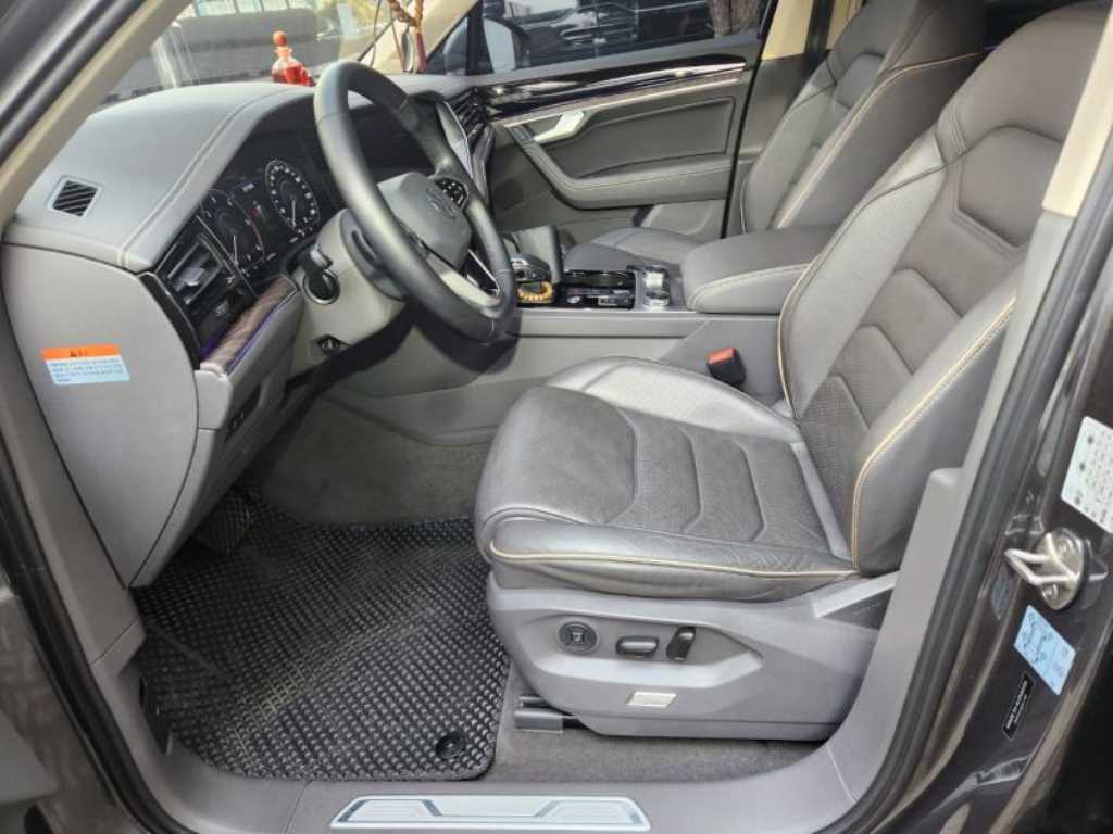 Volkswagen Touareg - Vista 3