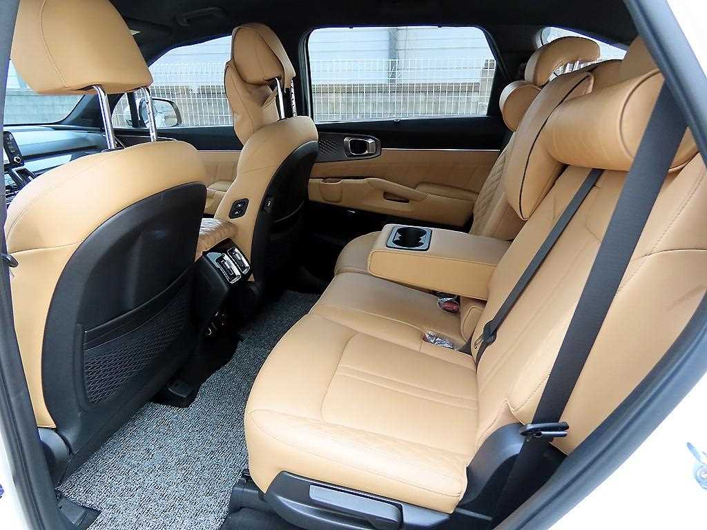 KIA Sorento - Vista 6