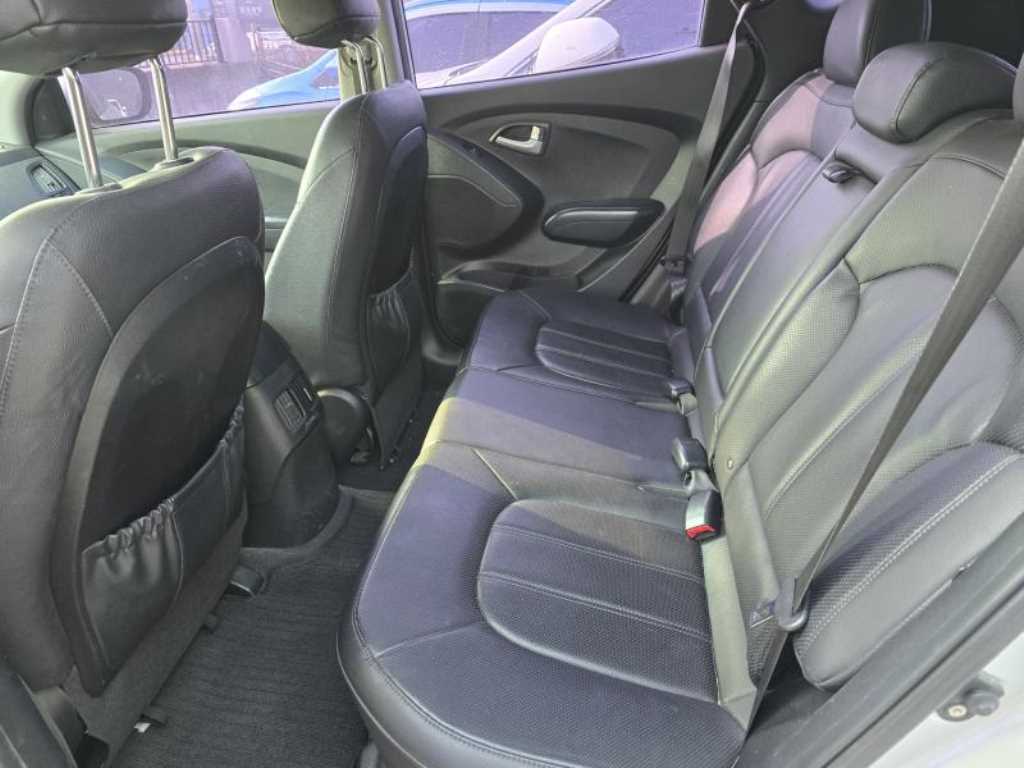 HYUNDAI Tucson - Vista 7