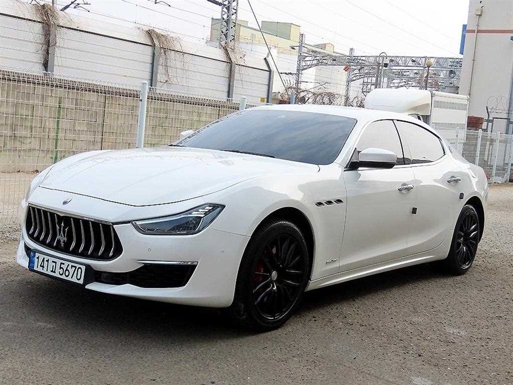 Maserati Ghibli - Vista 2