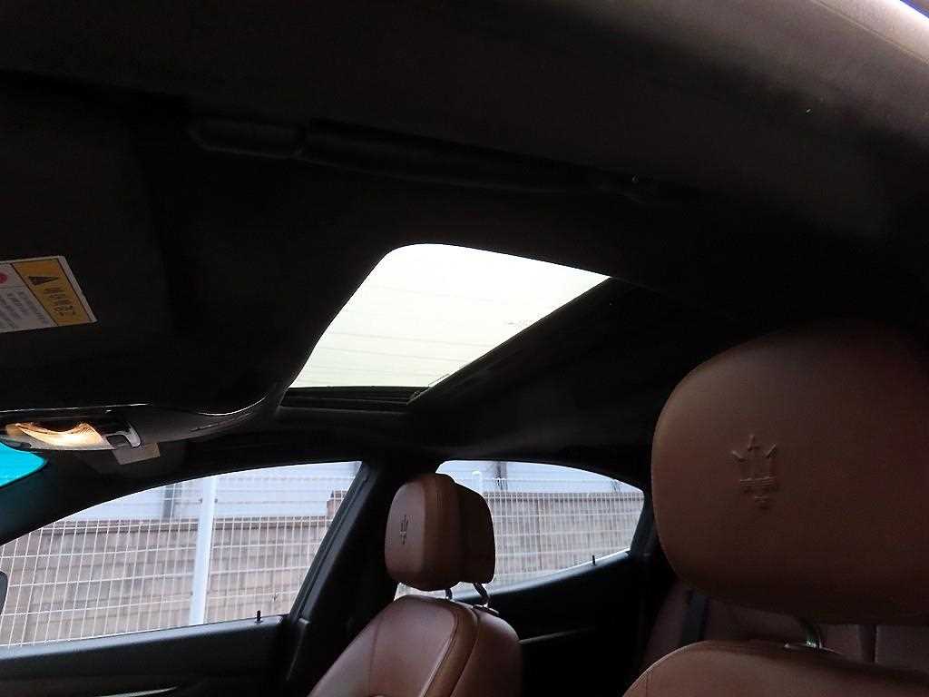 Maserati Ghibli 2015 Blanco - Importación desde Corea - HF Imports Iquique - Foto 18