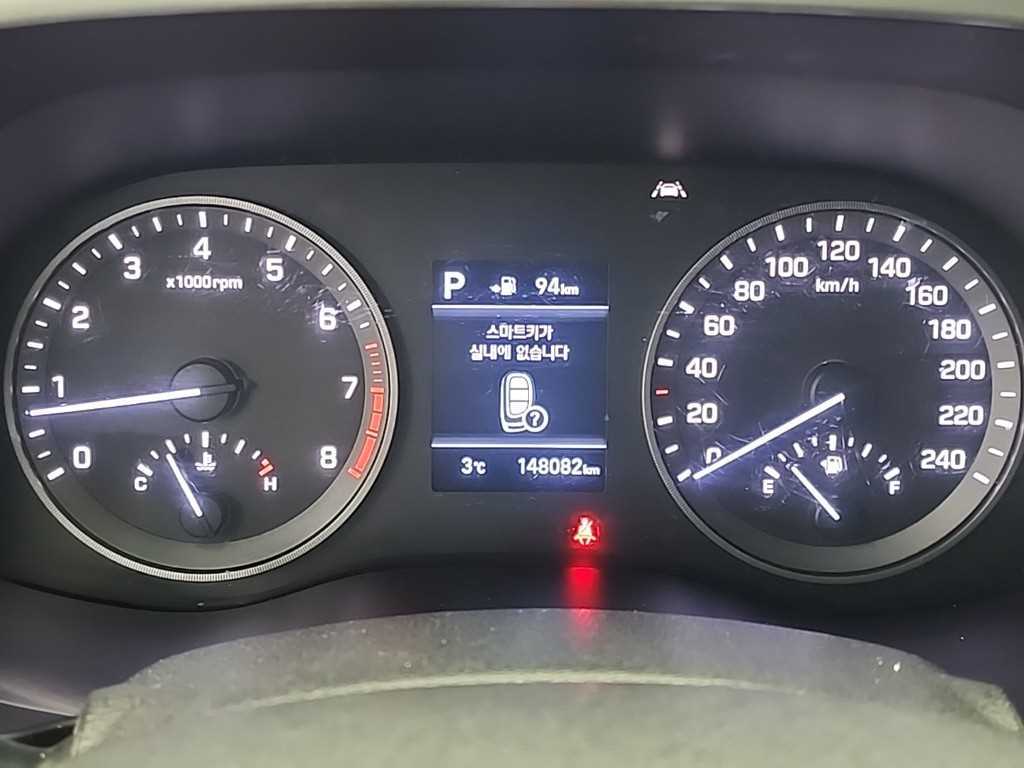 HYUNDAI Tucson - Vista 6