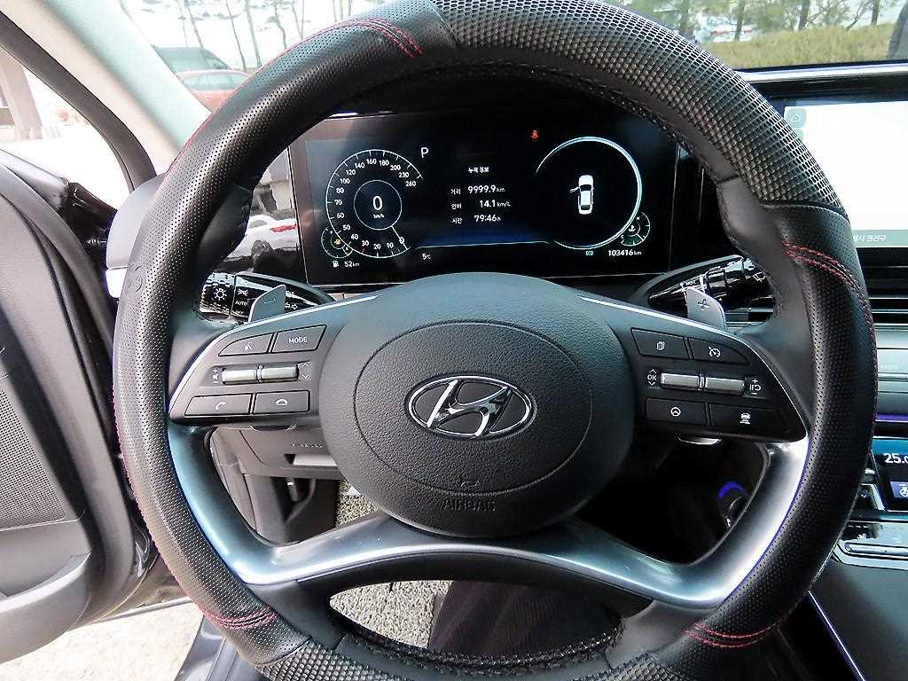 HYUNDAI Grandeur - Vista 8