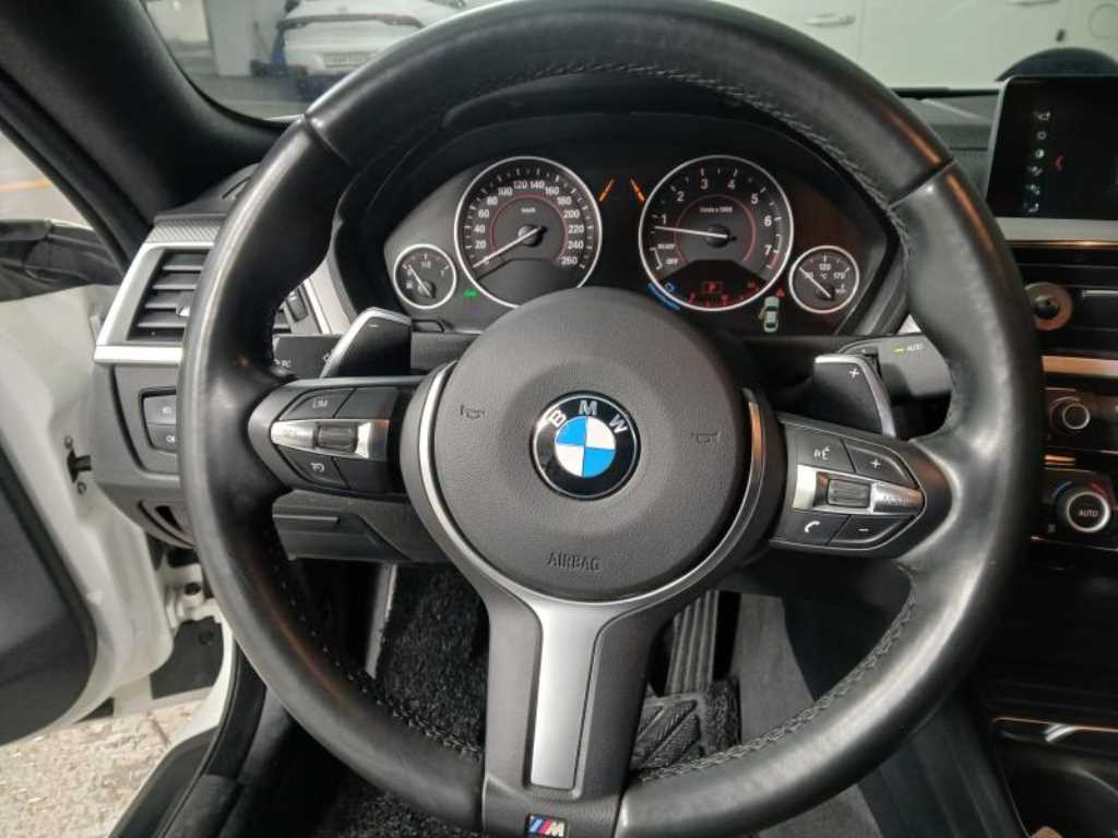 BMW 4 Series - Vista 9