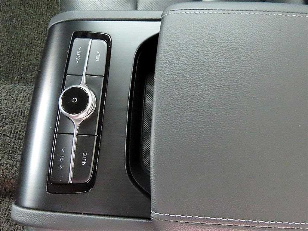 HYUNDAI Grandeur 2018 Gris - Importación desde Corea - HF Imports Iquique - Foto 18