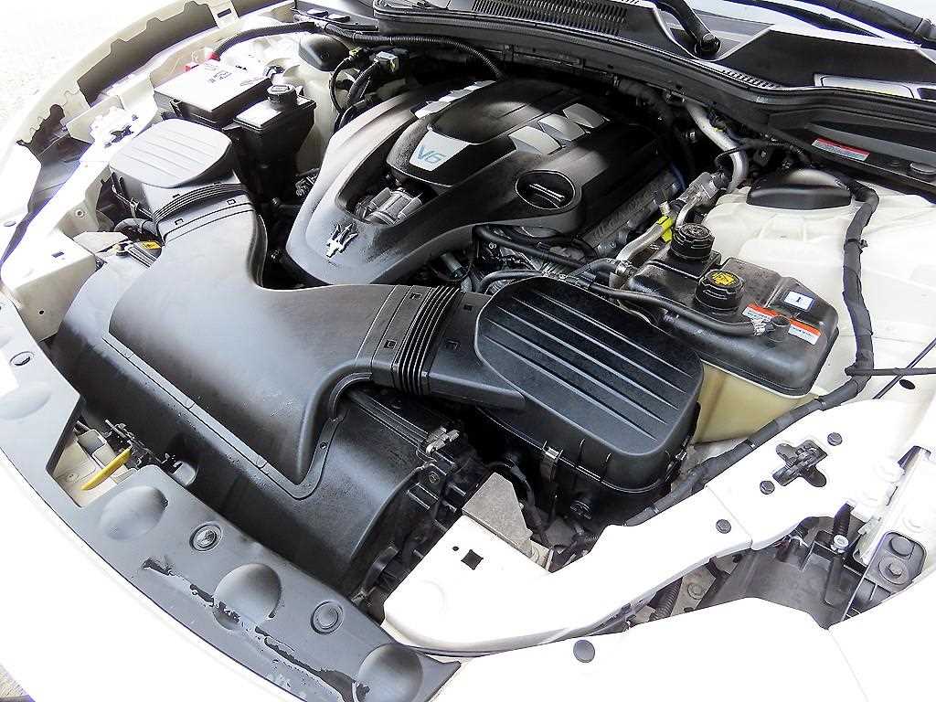 Maserati Ghibli 2015 Blanco - Importación desde Corea - HF Imports Iquique - Foto 19