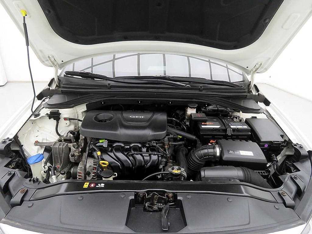 HYUNDAI Avante 2017 - Importación desde Corea - HF Imports Iquique - Foto 19