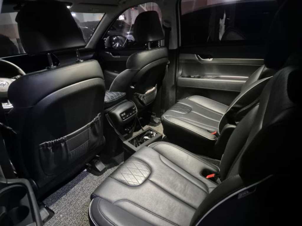HYUNDAI Palisade - Vista 5