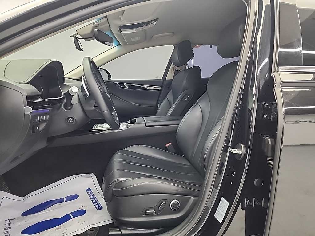 Genesis G80 - Vista 11