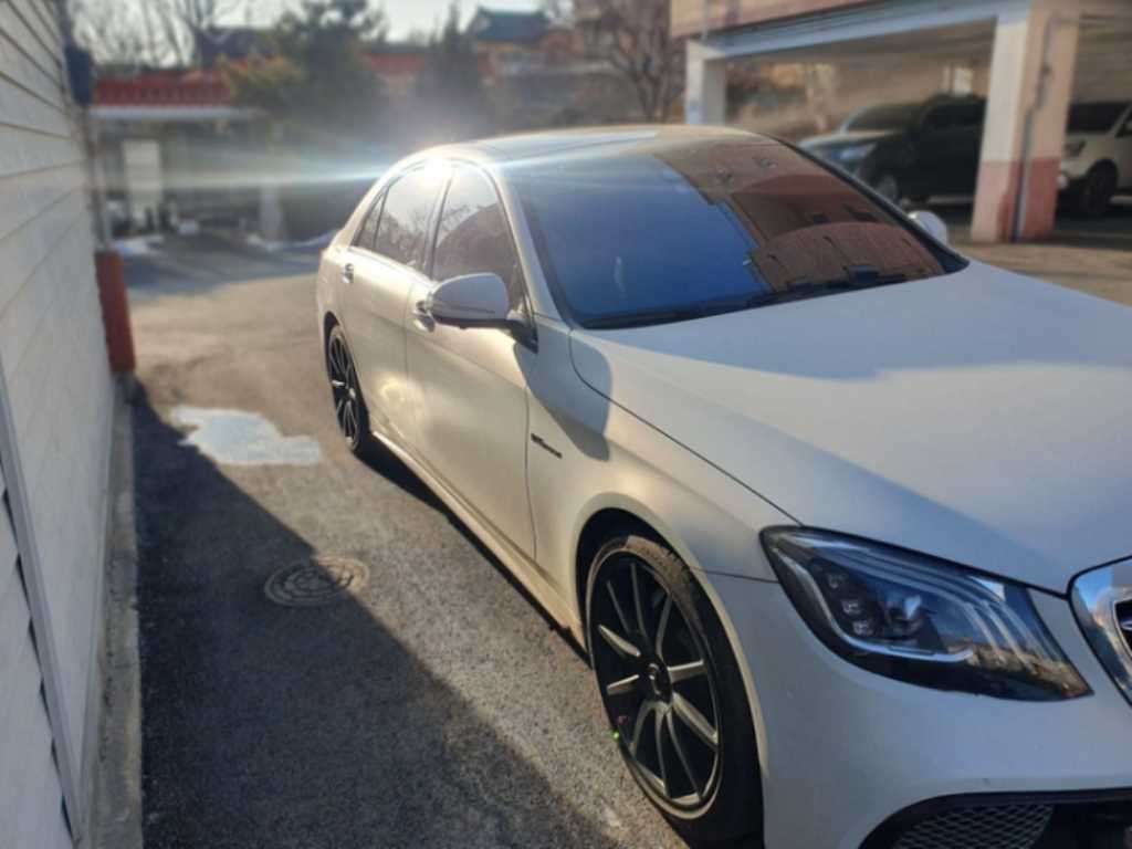 Mercedes Benz S Class - Vista 2
