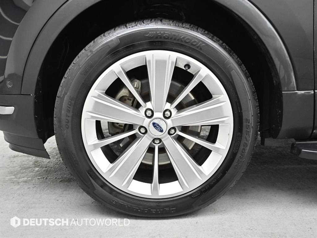 Ford Explorer - Vista 5