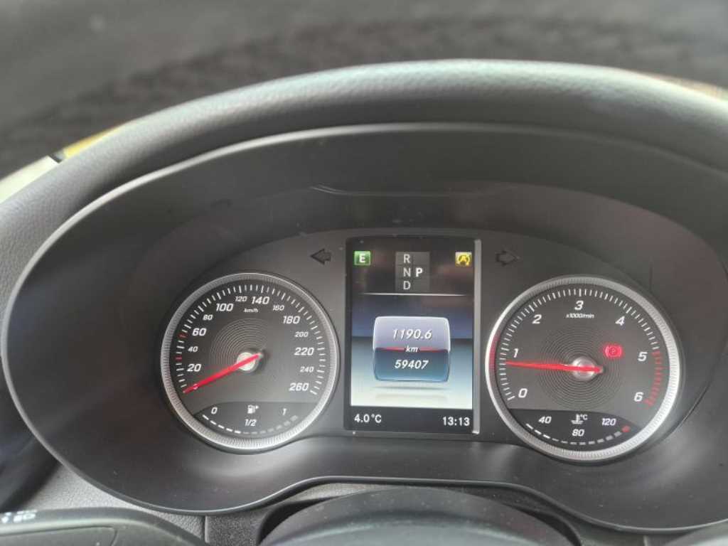 Mercedes Benz GLC Class - Vista 11