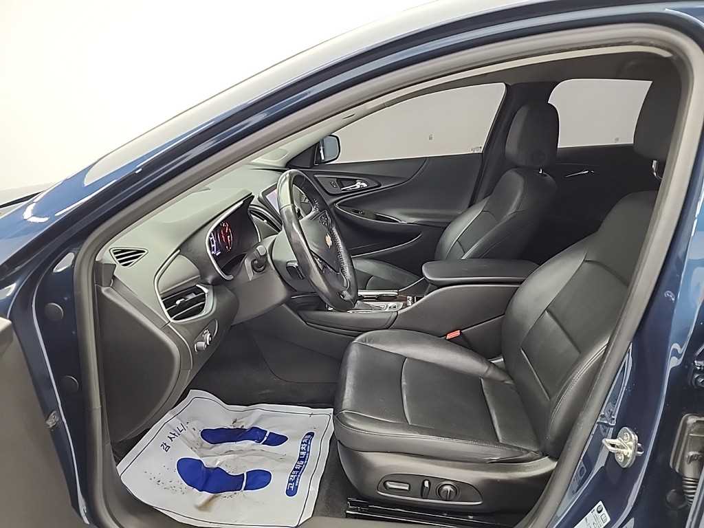 Chevrolet Malibu - Vista 11