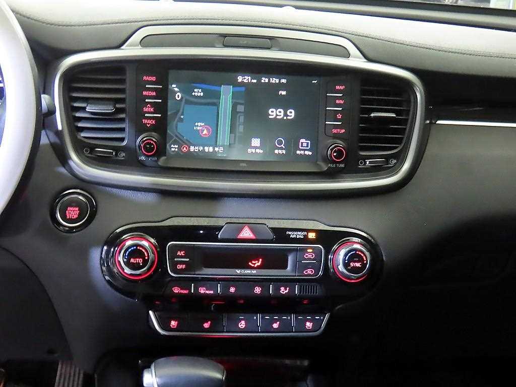 KIA Sorento - Vista 11