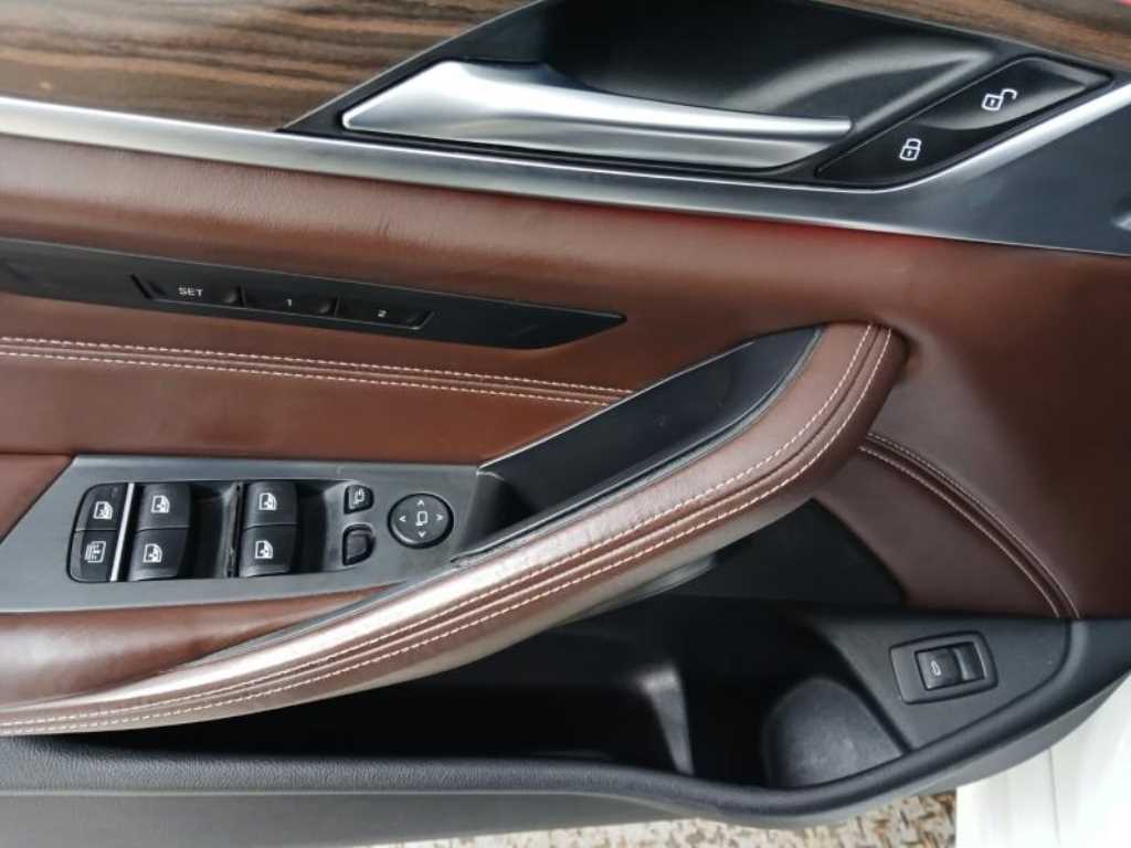 BMW 5 Series 2018 - Importación desde Corea - HF Imports Iquique - Foto 14