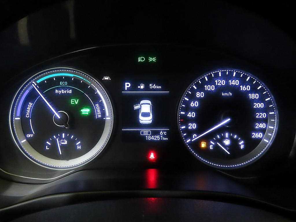 HYUNDAI Grandeur - Vista 9