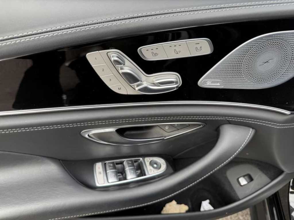 Mercedes Benz AMG GT - Vista 11