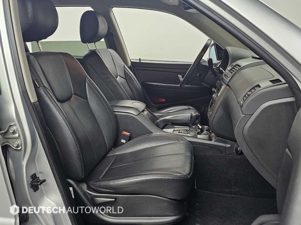 Ssangyong Rexton - Vista 10