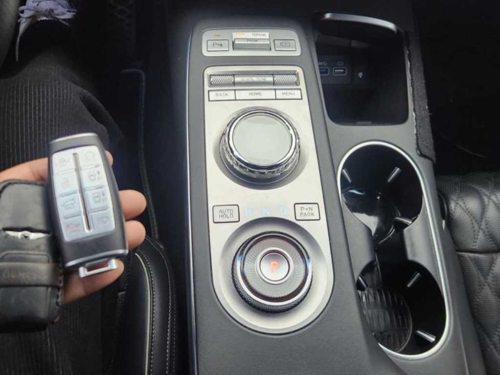 Genesis GV70 2022 Blanco - Importación desde Corea - HF Imports Iquique - Foto 17