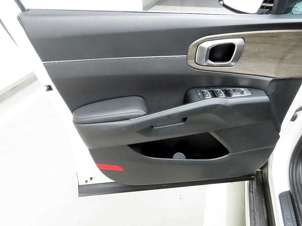 KIA Sorento - Vista 11