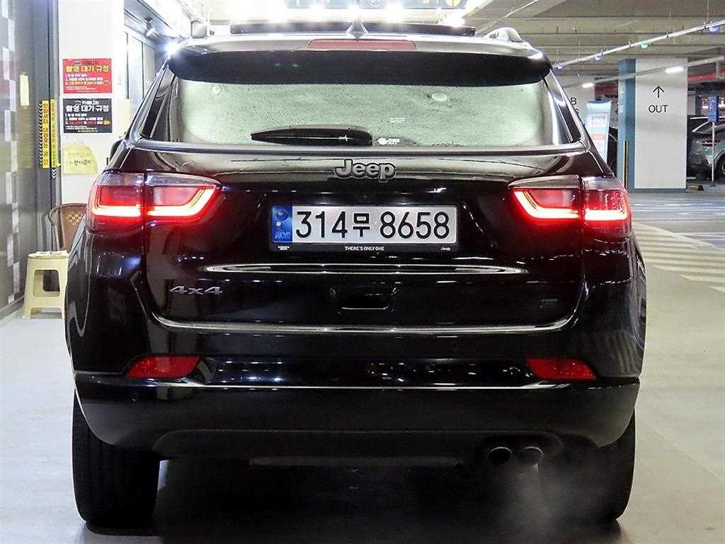 Jeep Compass - Vista 5