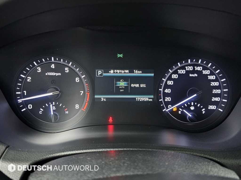 Genesis G80 - Vista 8