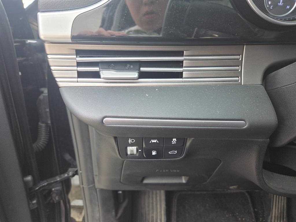 HYUNDAI Grandeur - Vista 4