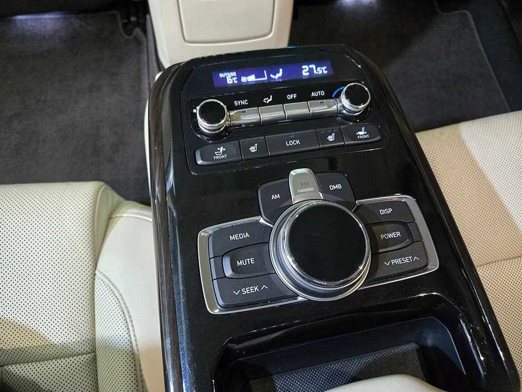 Genesis EQ900 2017 Negro - Importación desde Corea - HF Imports Iquique - Foto 17