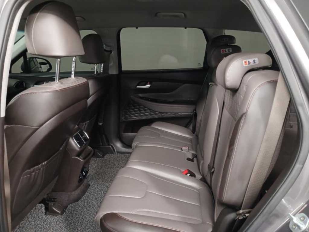 HYUNDAI Santa Fe - Vista 7