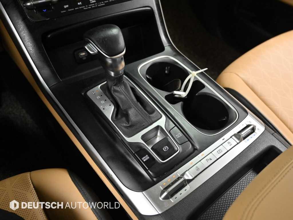 KIA Carnival - Vista 9