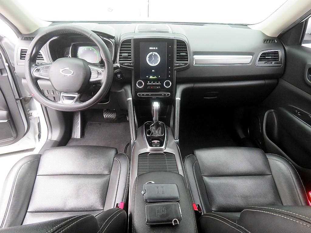 SAMSUNG QM6 - Vista 8