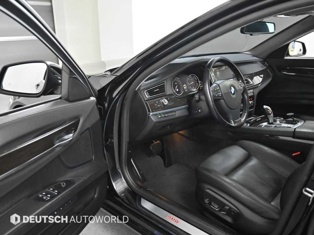 BMW 7 Series - Vista 11