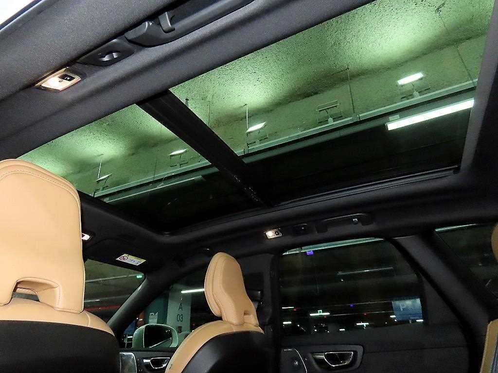 Volvo XC60 2019 Blanco - Importación desde Corea - HF Imports Iquique - Foto 15