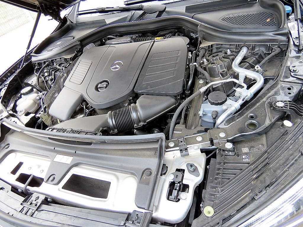 Mercedes Benz GLC Class 2025 Negro - Importación desde Corea - HF Imports Iquique - Foto 19