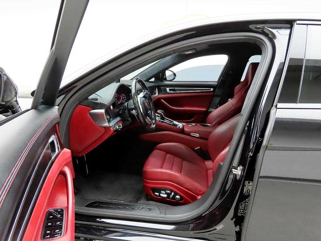 Porsche Panamera - Vista 12