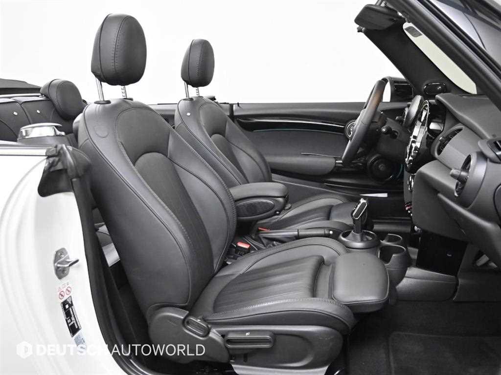 Mini Cooper Convertible - Vista 10