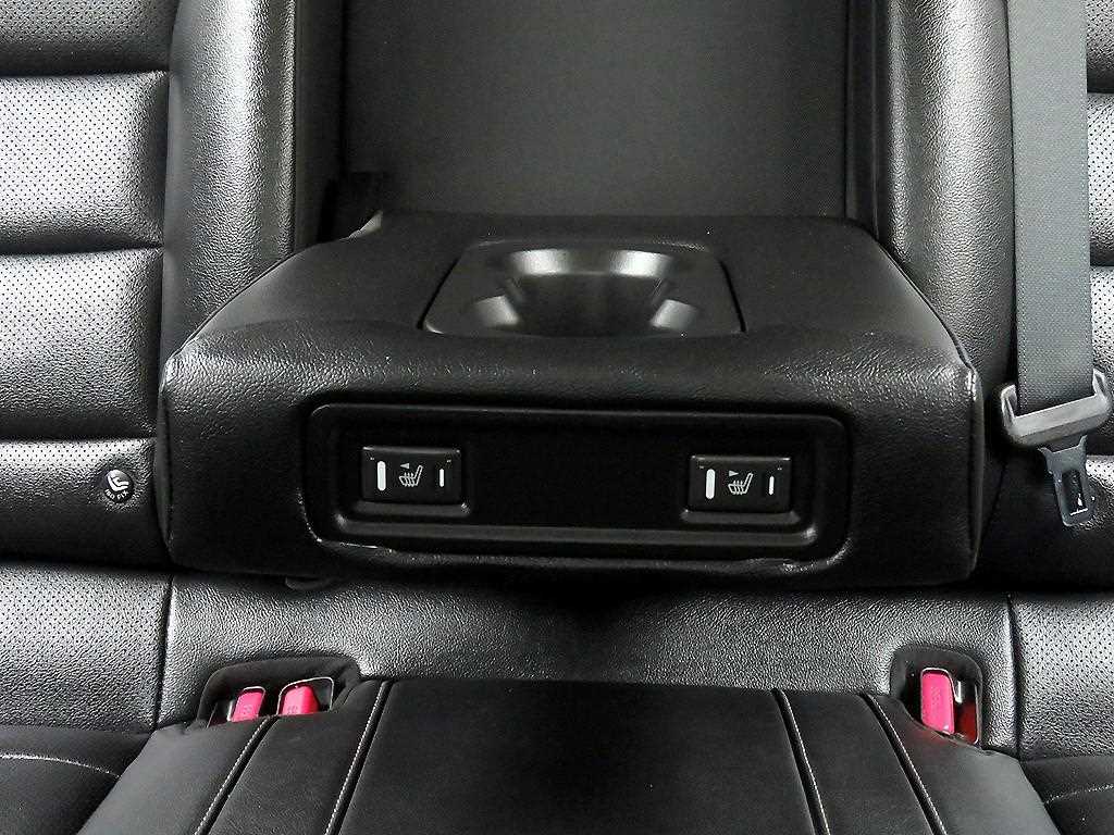 SAMSUNG QM6 - Vista 9