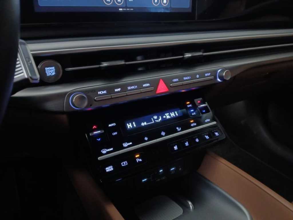 HYUNDAI Grandeur - Vista 10