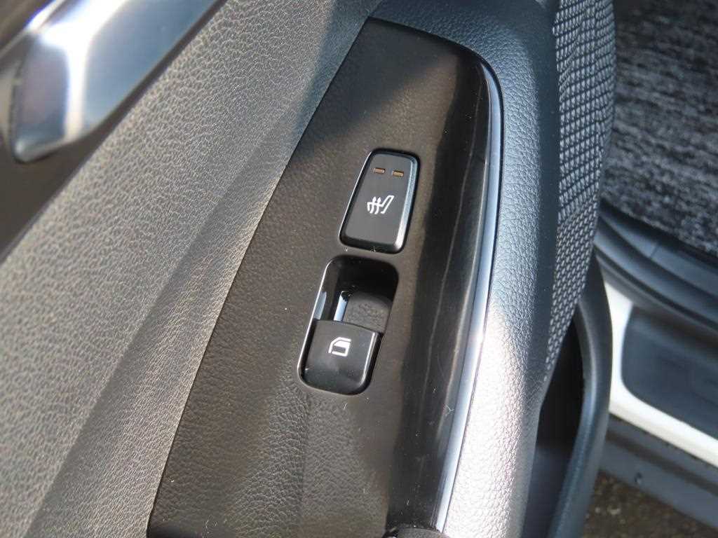 KIA Seltos - Vista 6