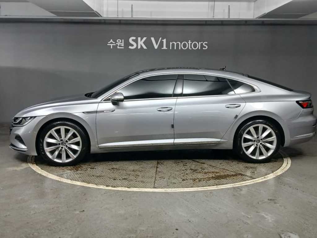 Volkswagen Arteon - Vista 4