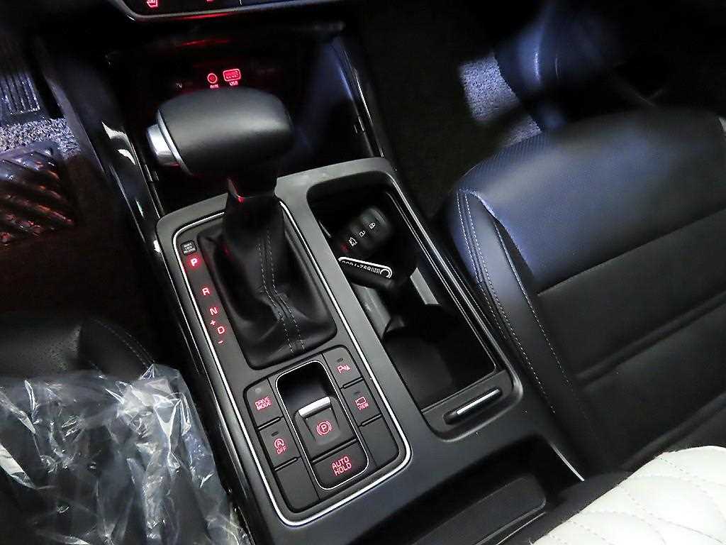 KIA Sorento - Vista 12