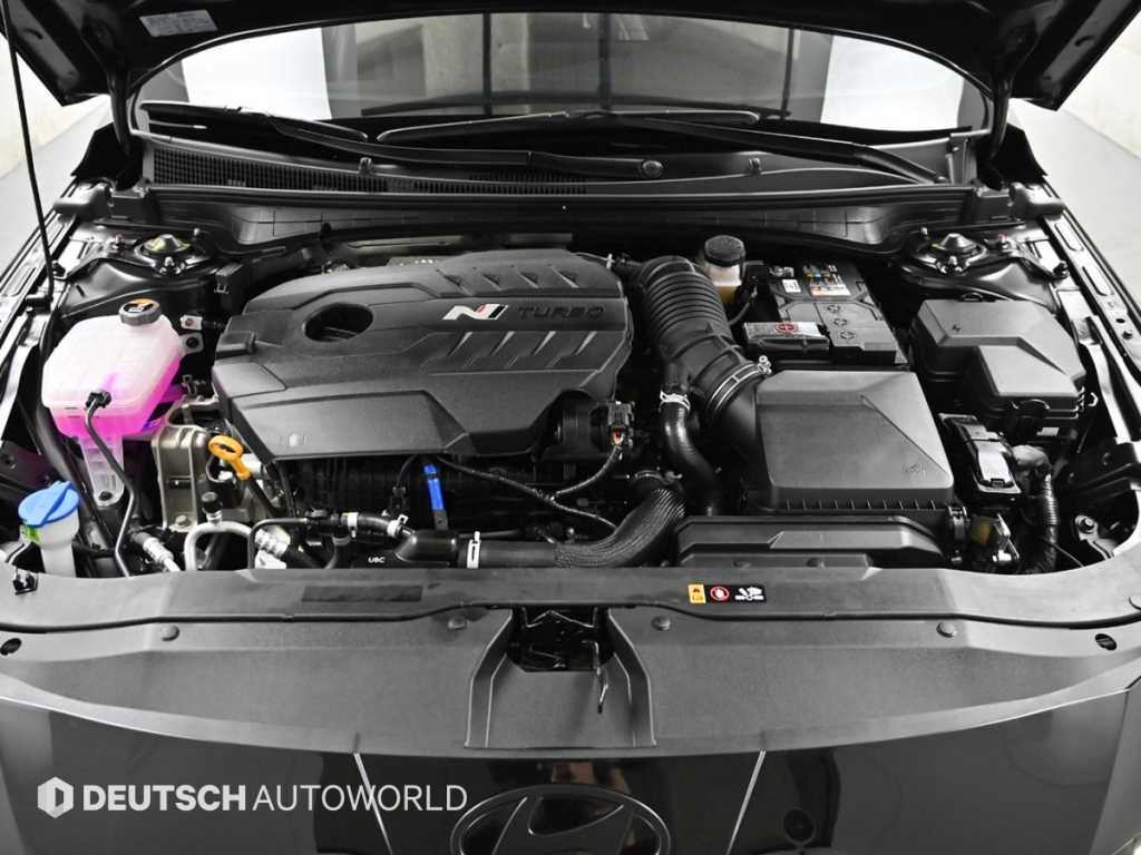 HYUNDAI Avante - Vista 6